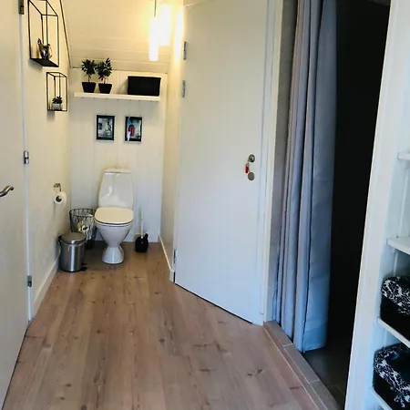 Laerkelill 3* Skovlund