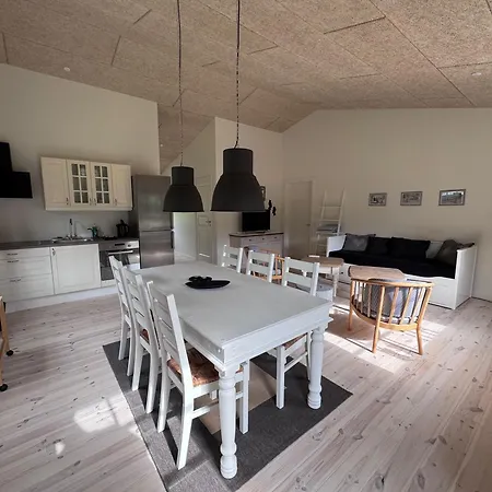 Laerkelill Bed & Breakfast Skovlund