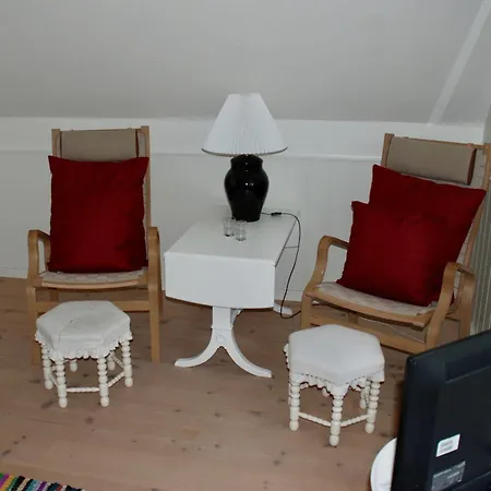 Laerkelill Bed and Breakfast 3*