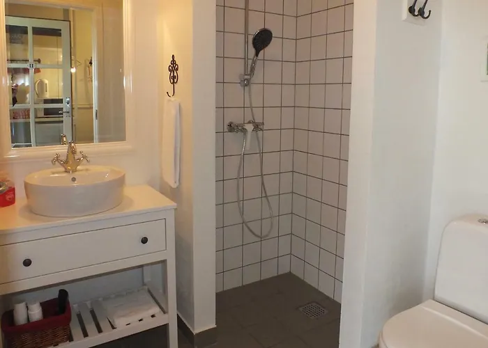 Laerkelill 3* Skovlund